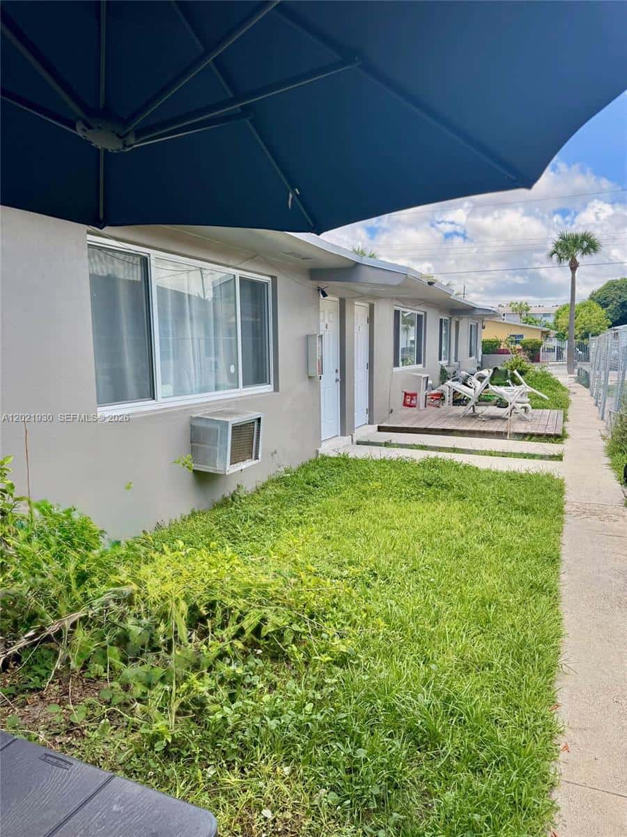 16031 NE 19th Pl, North Miami Beach FL 33162