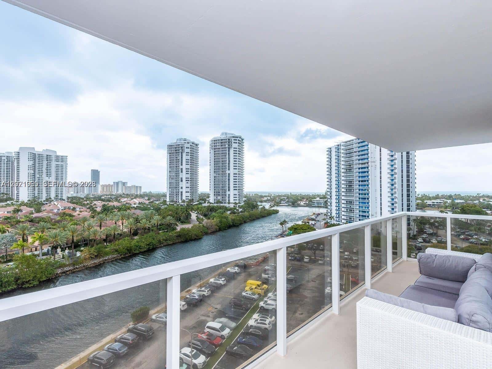3701 N Country Club Dr # 1002, Aventura FL 33180