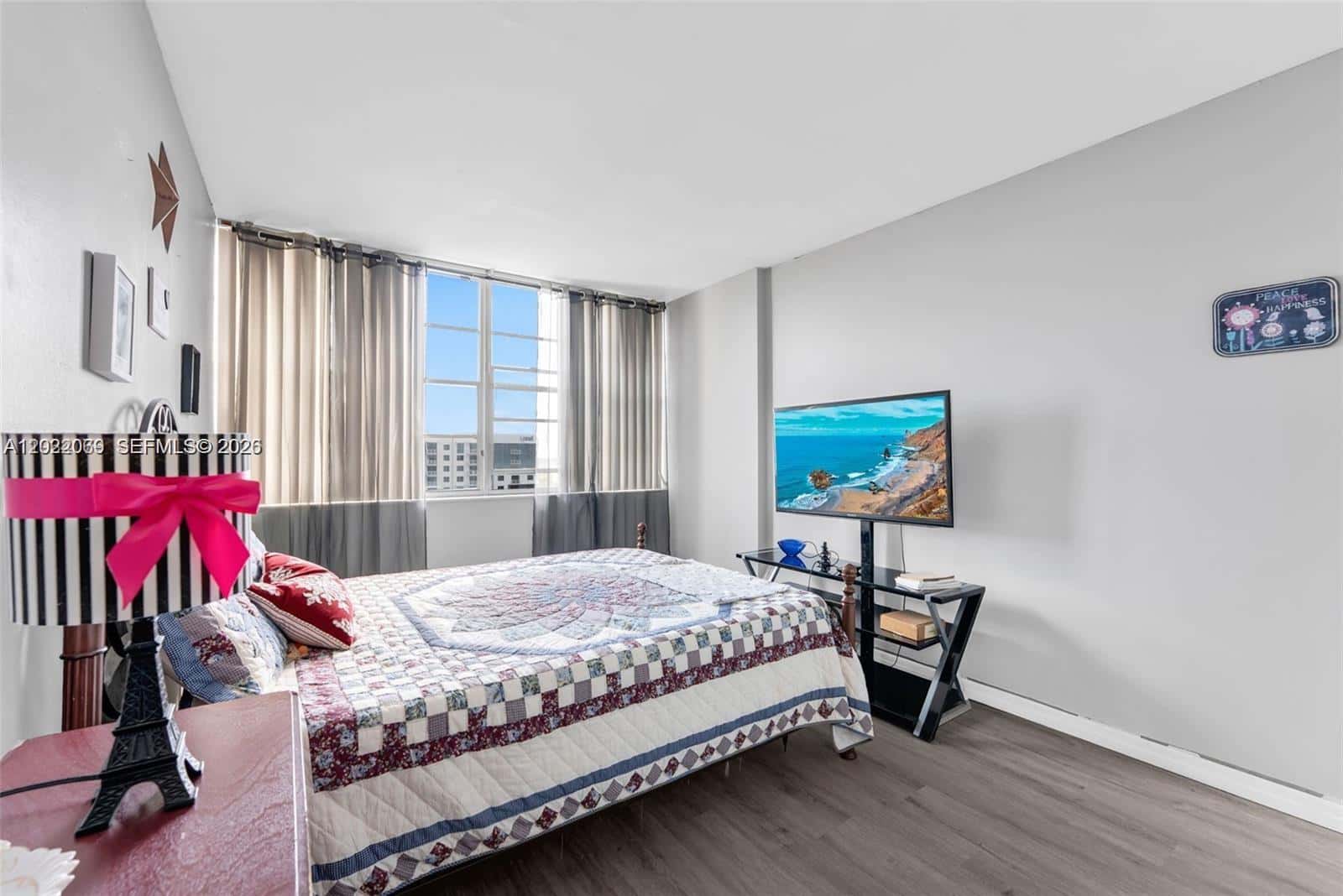 2025 NE 164th St # 808, North Miami Beach FL 33162