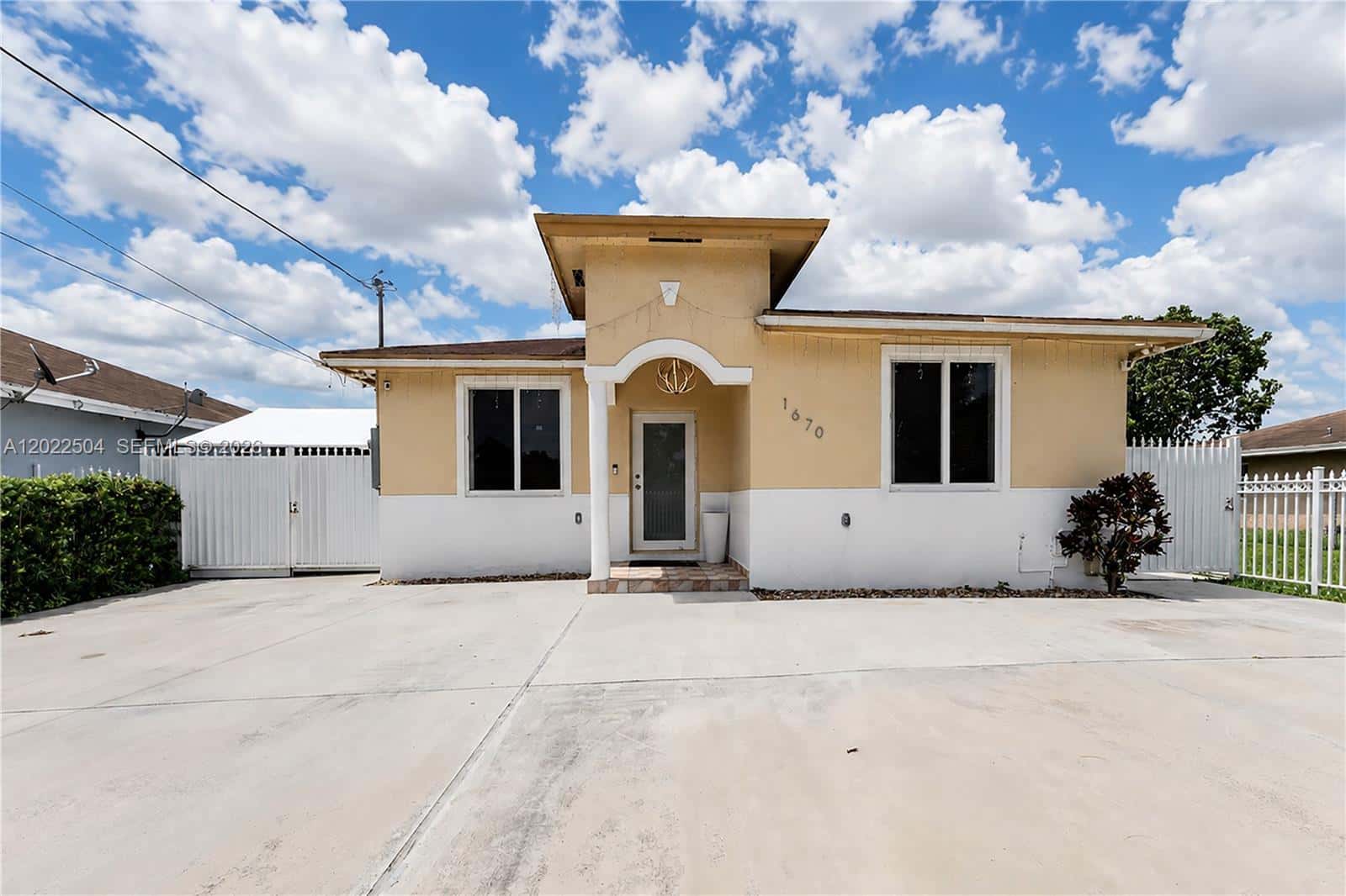 1670 NW 73rd St, Miami FL 33147