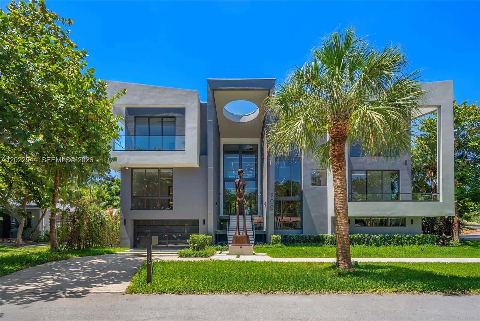 900 NE 75th St, Miami FL 33138
