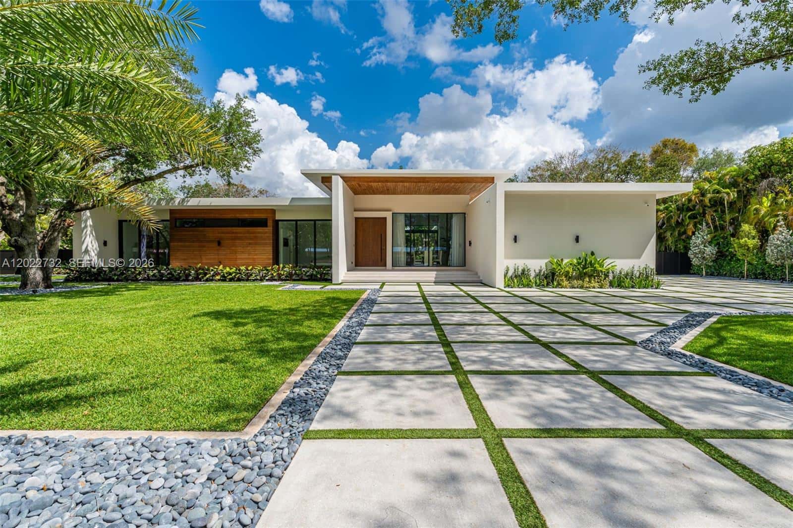 7825 SW 128th St, Pinecrest FL 33156