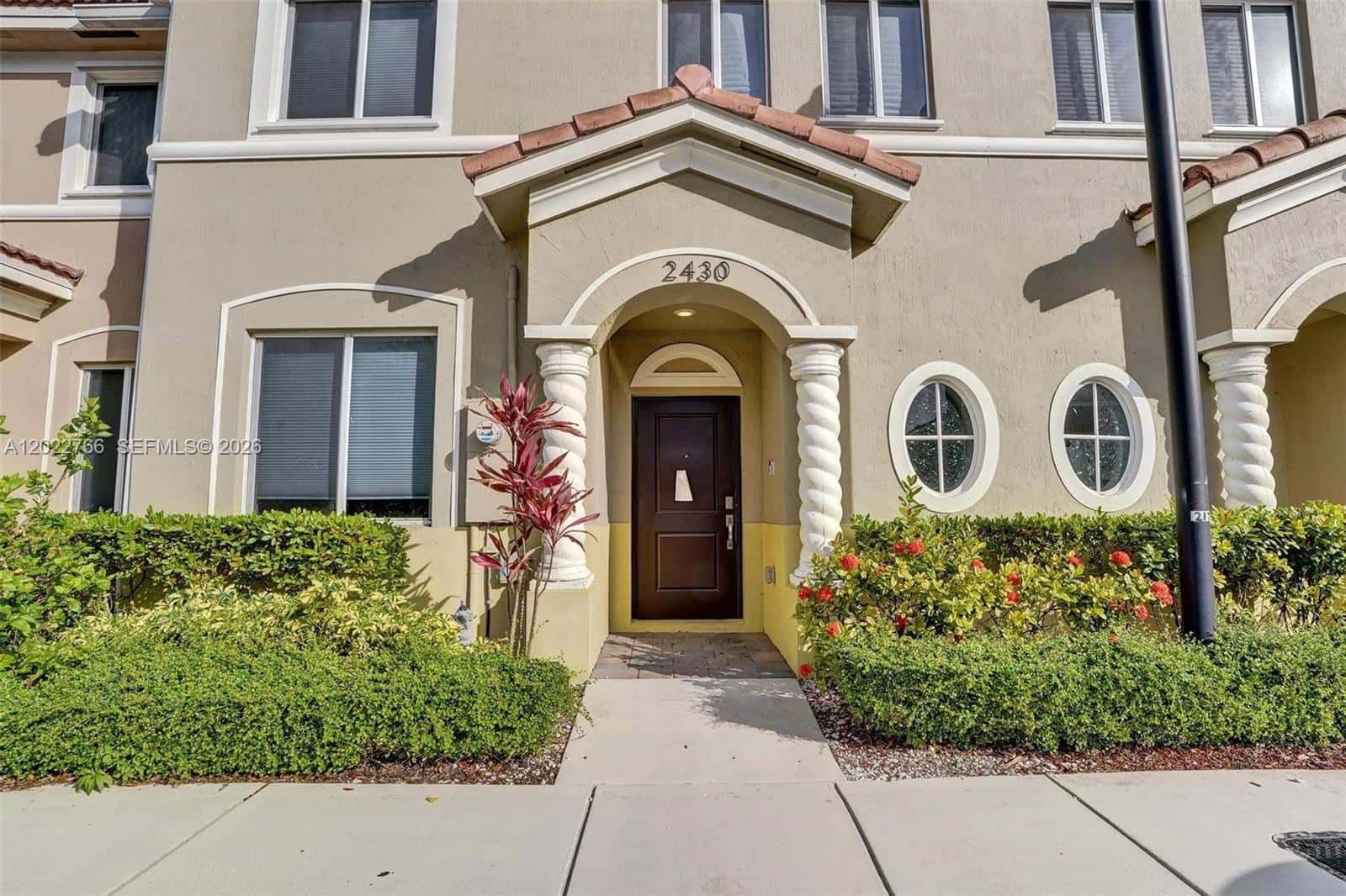 2430 SE 10th Ct, Homestead FL 33035