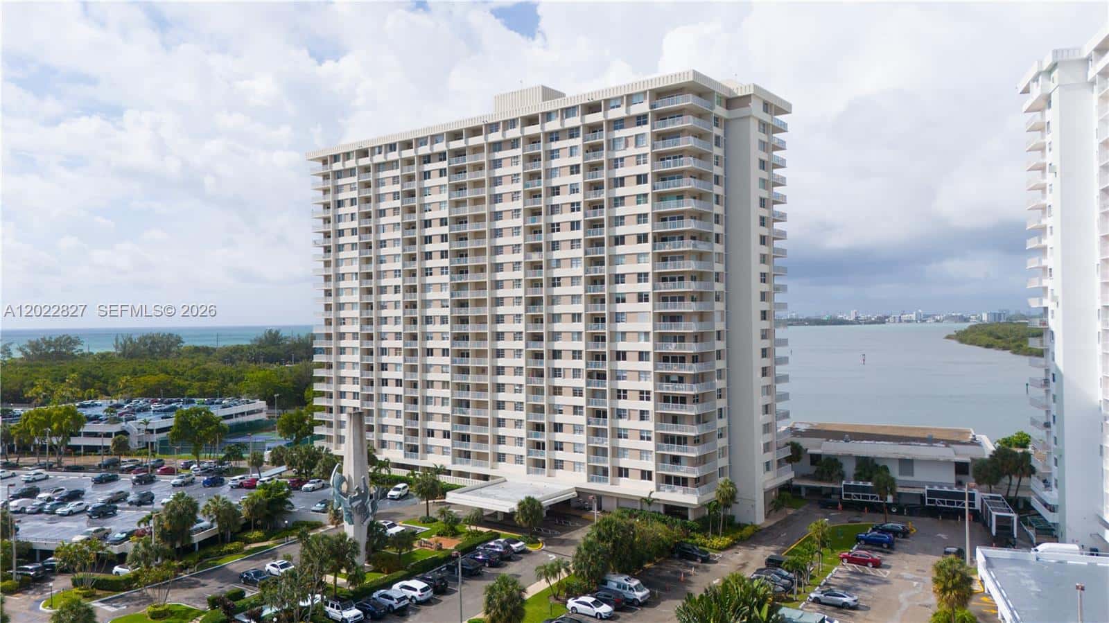 300 Bayview Dr # 1504, Sunny Isles Beach FL 33160