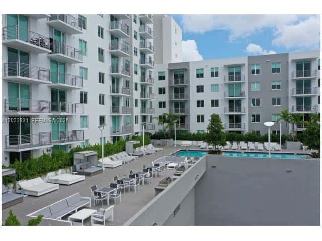 729 NW 2nd St # 529, Miami FL 33128