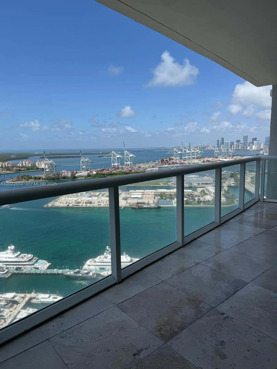450 Alton Rd # 3505, Miami Beach FL 33139