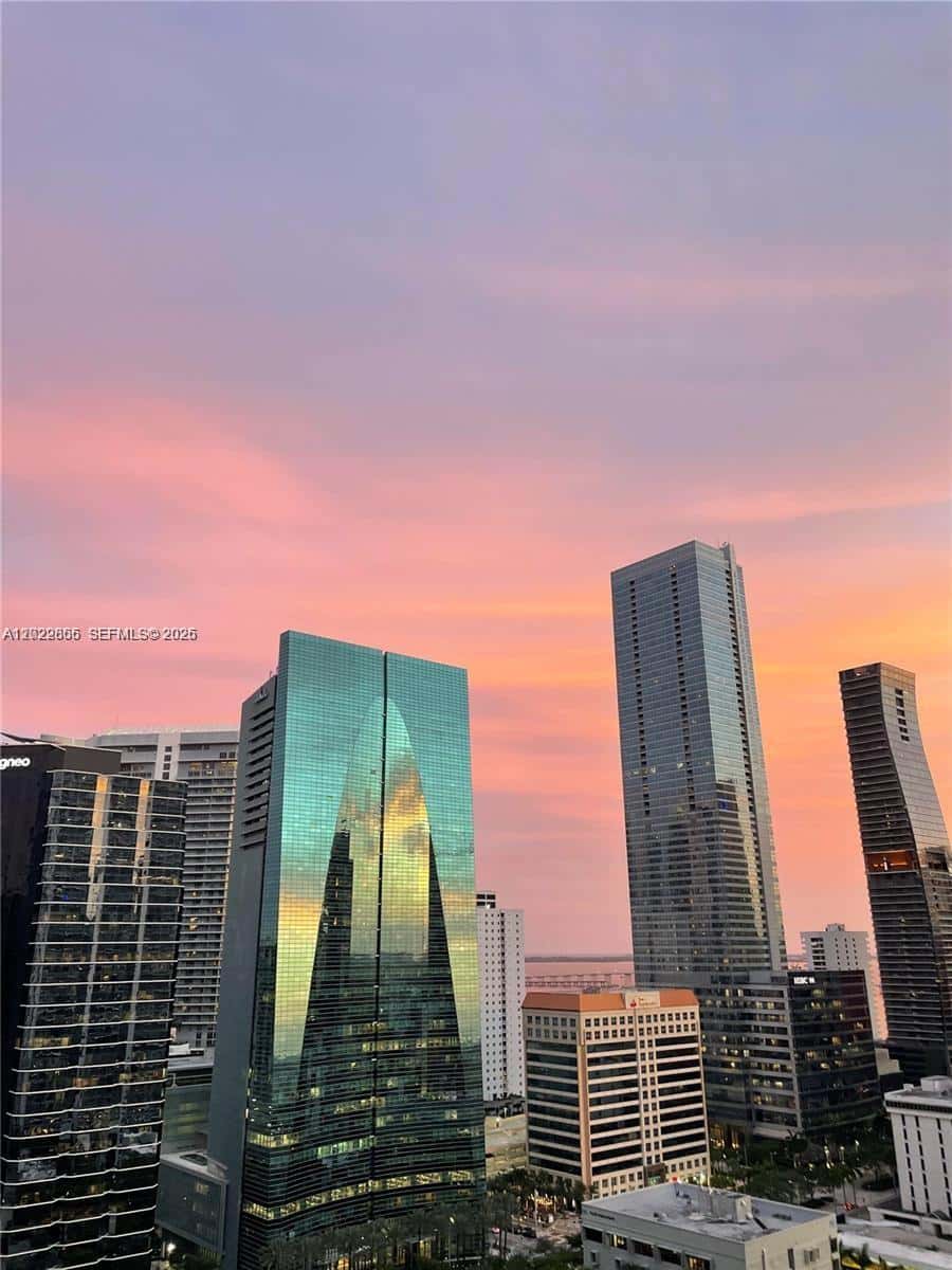 1250 S Miami Ave # 2214, Miami FL 33130