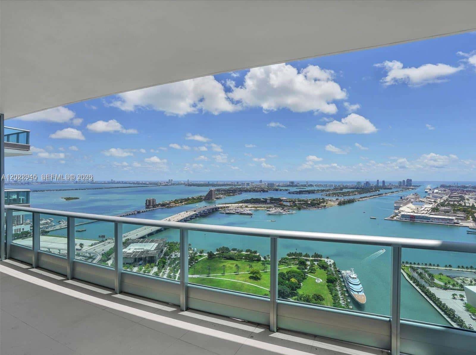 900 Biscayne Blvd # 4809, Miami FL 33132