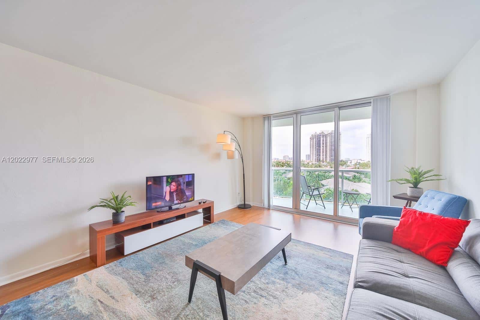 19370 Collins Ave # 622, Sunny Isles Beach FL 33160