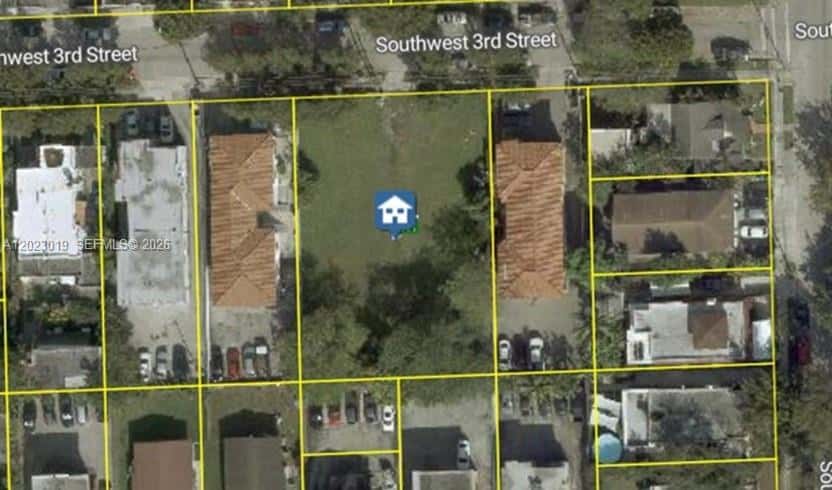 1534 SW 3rd St, Miami FL 33135