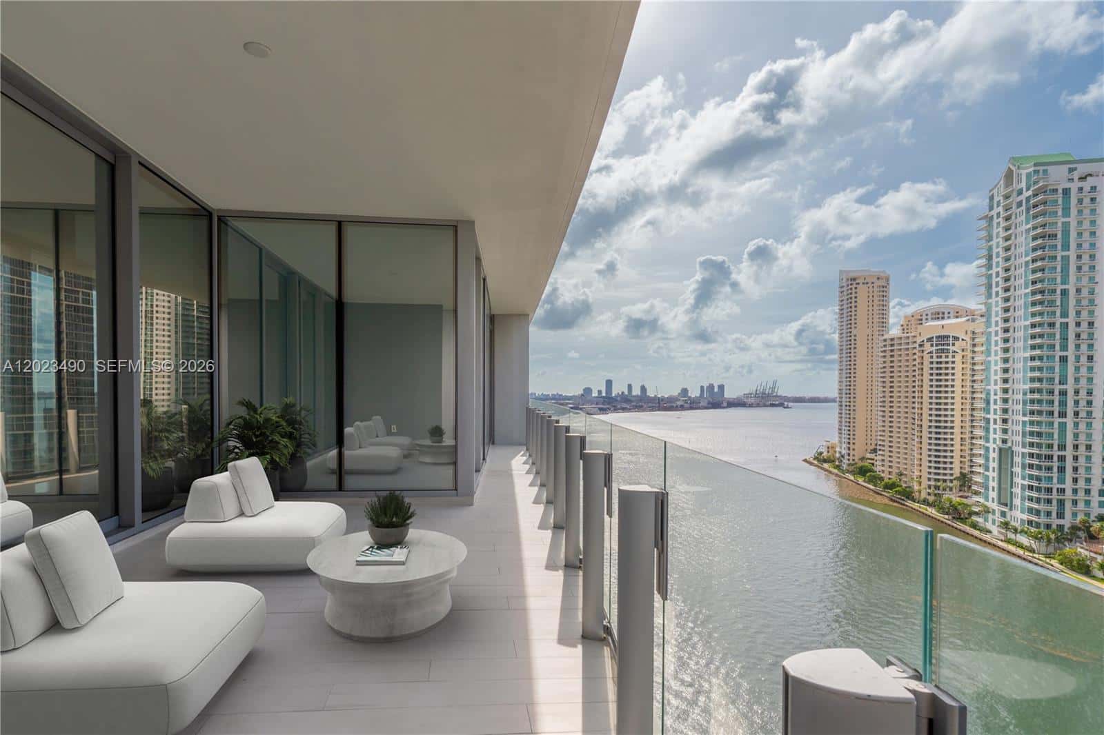 300 Biscayne Blvd Way # 1704, Miami FL 33131