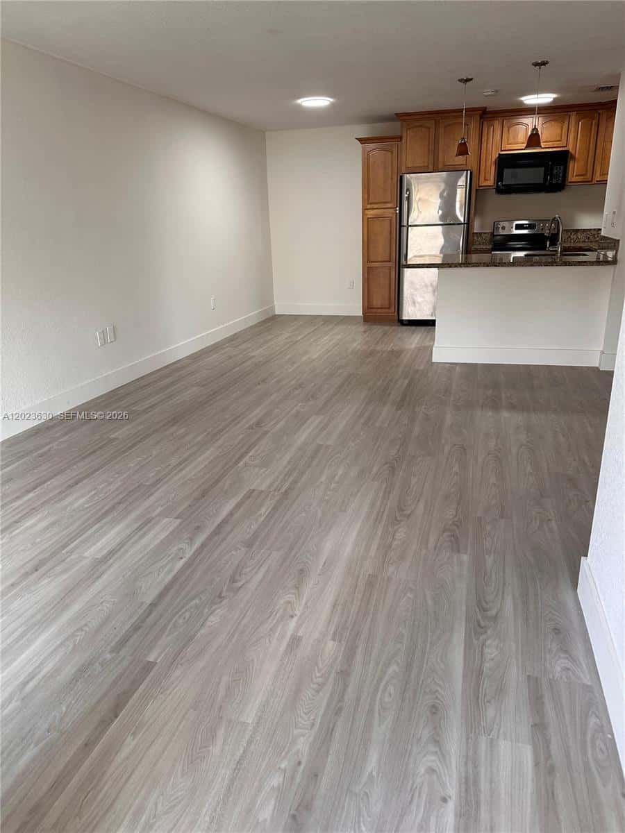 15619 SW 73rd Cir Ter # 4, Miami FL 33193