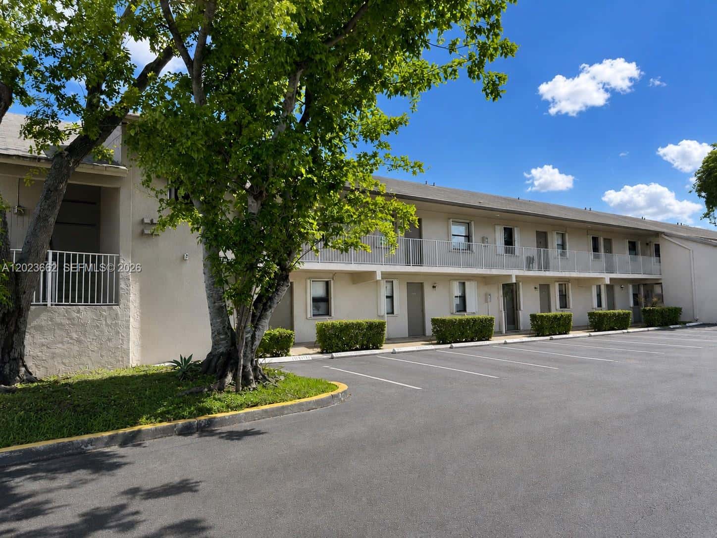7668 SW 152nd Ave # 206, Miami FL 33193