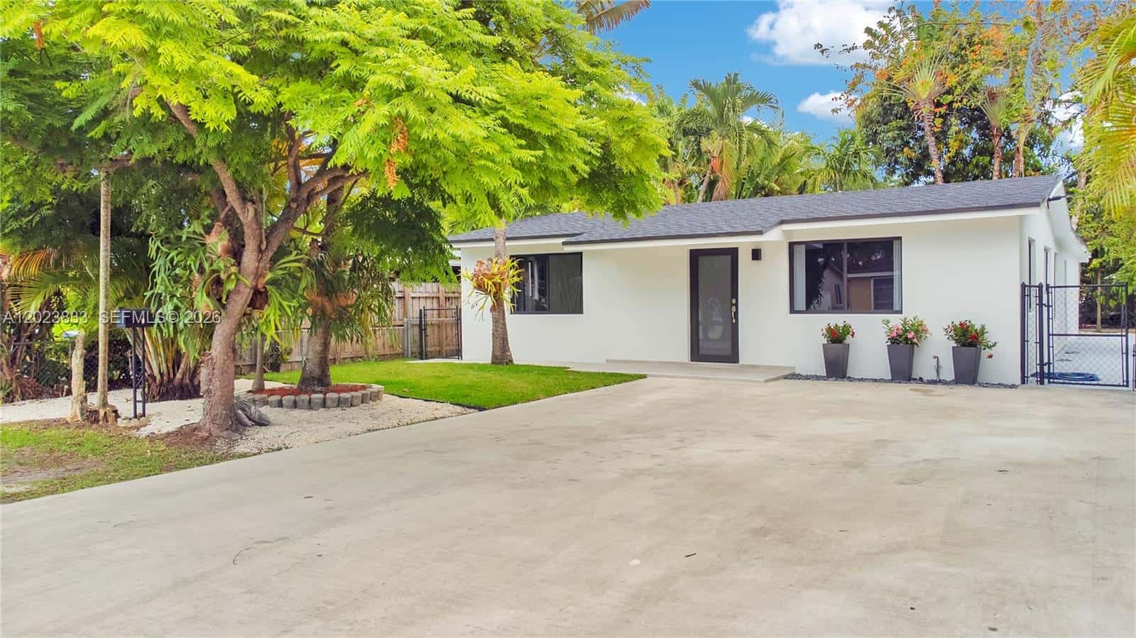 6566 SW 35th St, Miami FL 33155