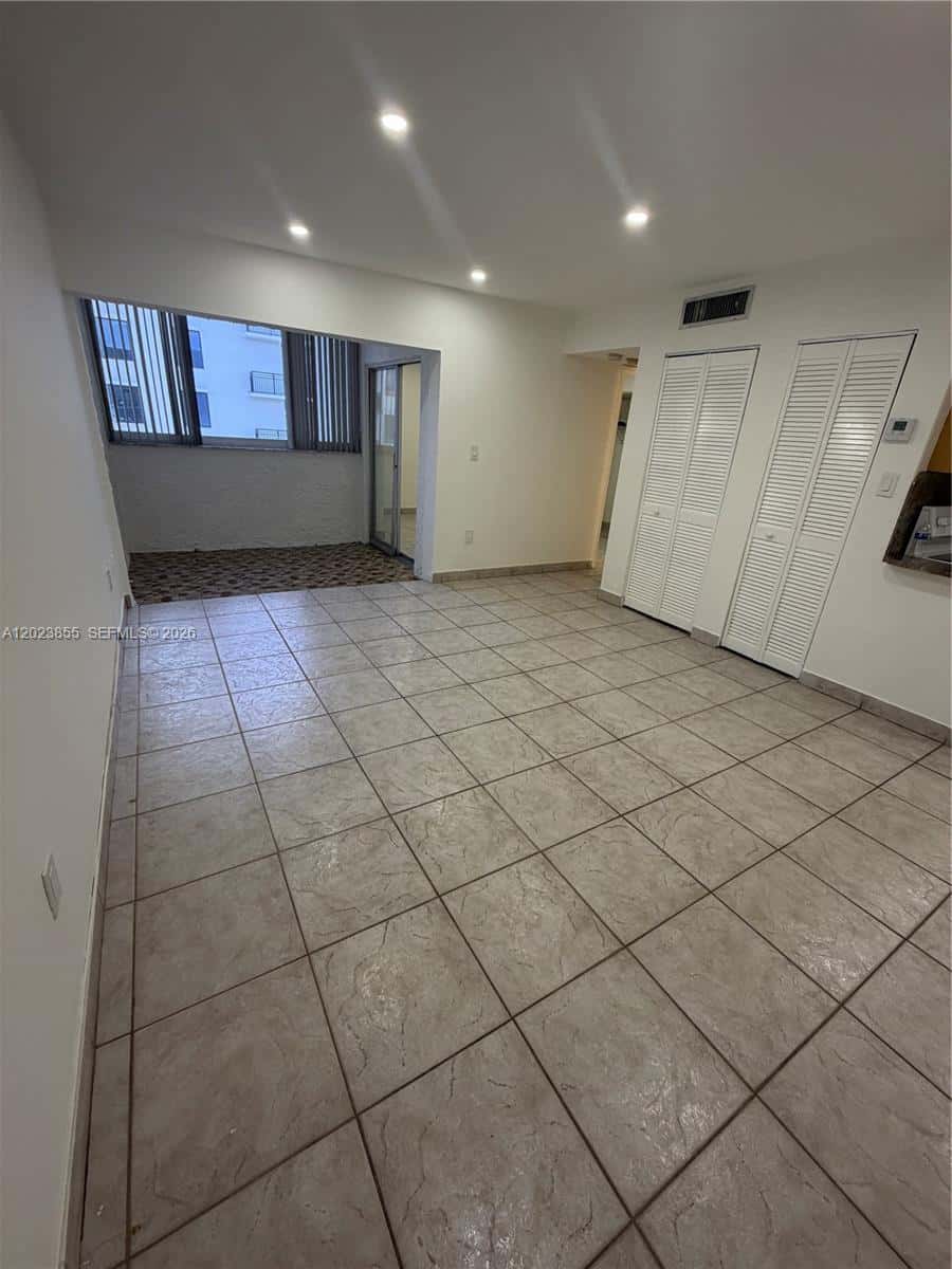 750 NW 43rd Ave # 515, Miami FL 33126