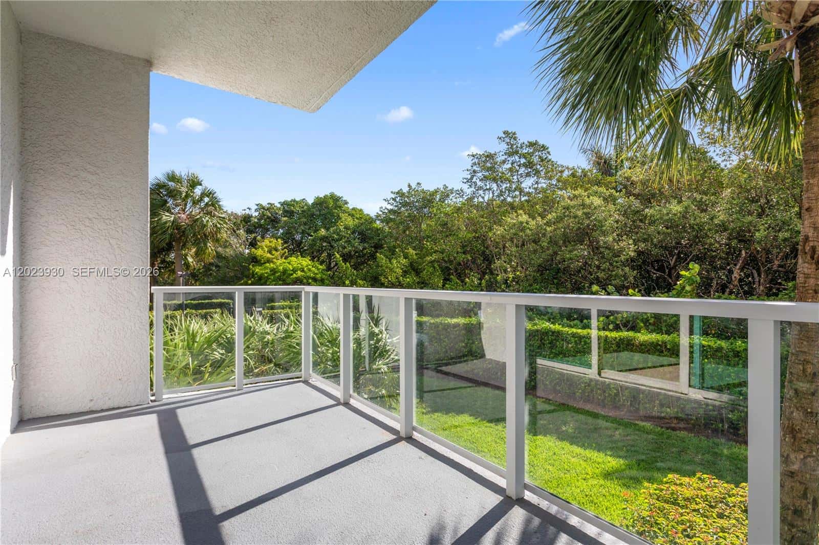 15051 Royal Oaks Ln # 101, North Miami FL 33181