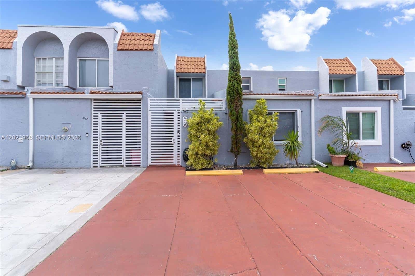 3770 W 8th Ln # 27, Hialeah FL 33012