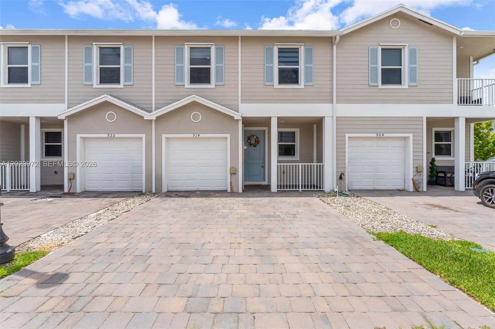914 SE 18th St, Homestead FL 33034