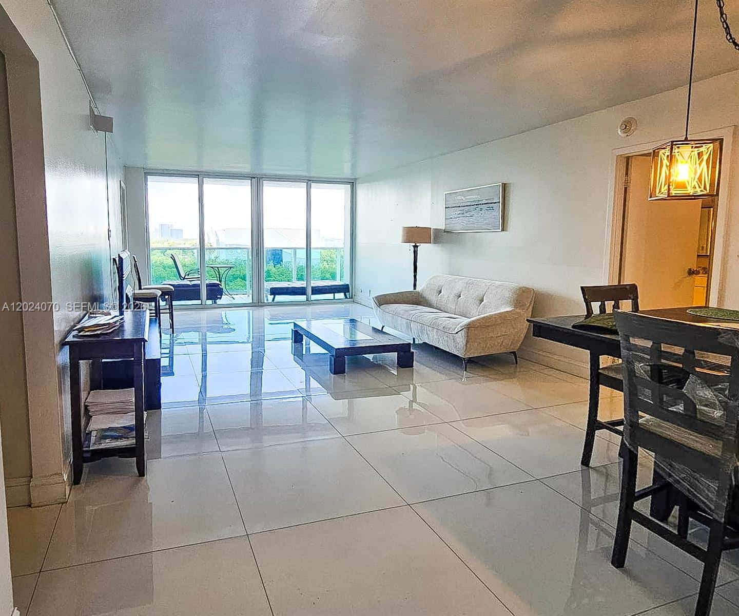 100 Bayview Dr # 722, Sunny Isles Beach FL 33160