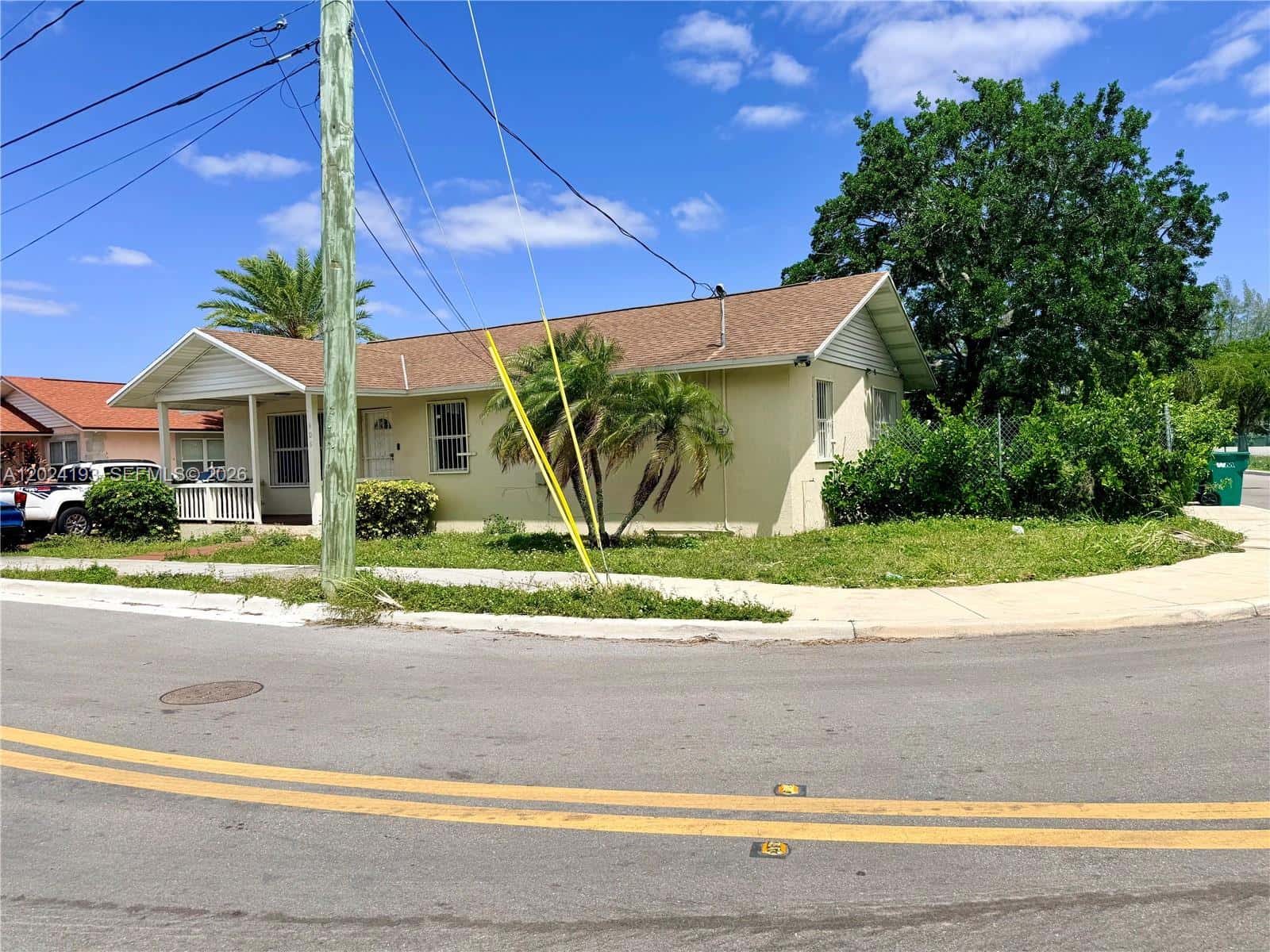 408 NW 12th St, Florida City FL 33034