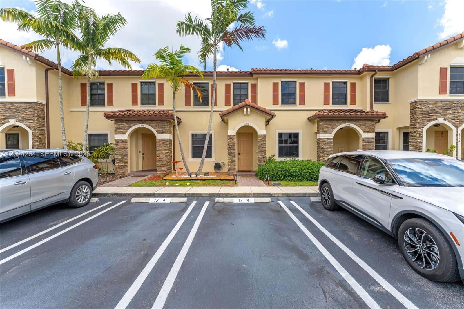 3214 SE 4th Ct, Homestead FL 33033
