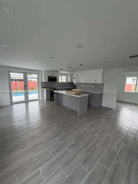 3515-3517 SW 91st Ave, Miami FL 33165