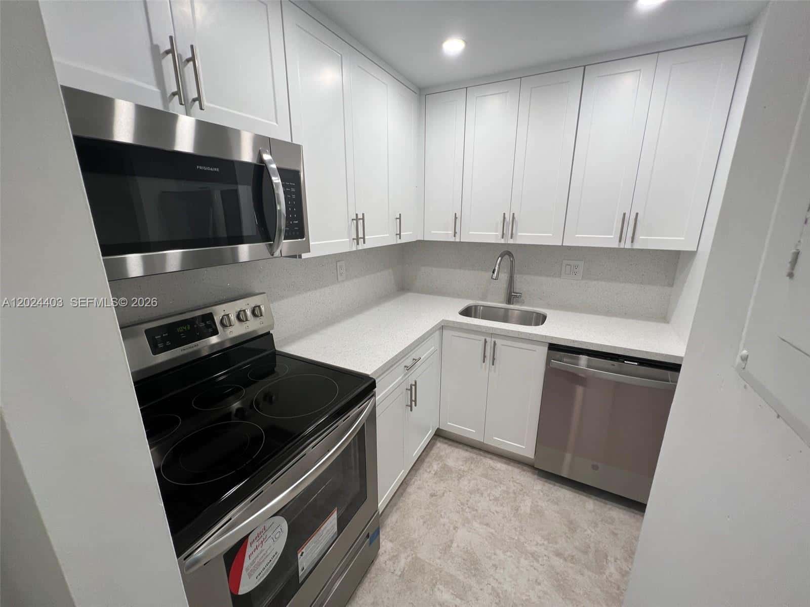 10415 N Kendall Dr # B113, Miami FL 33176