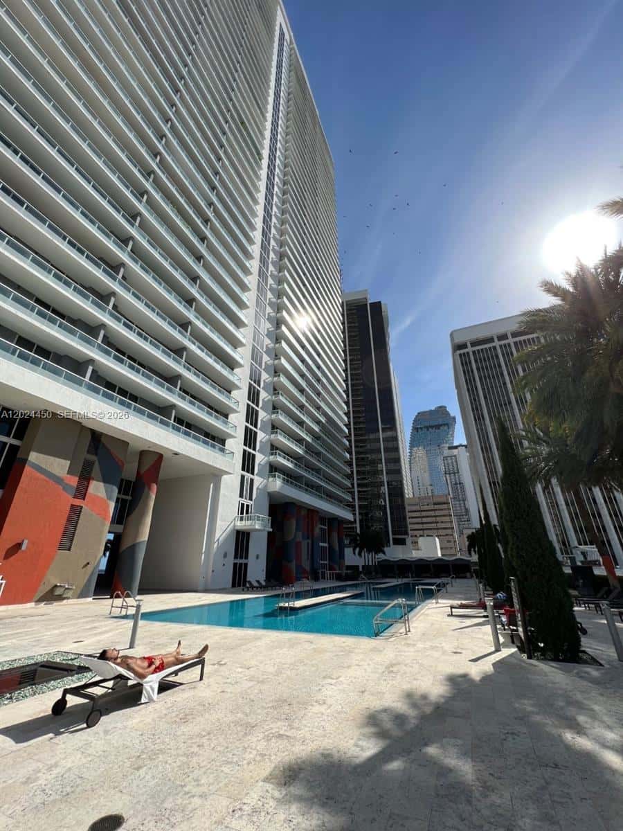 50 Biscayne Blvd # 2401, Miami FL 33132