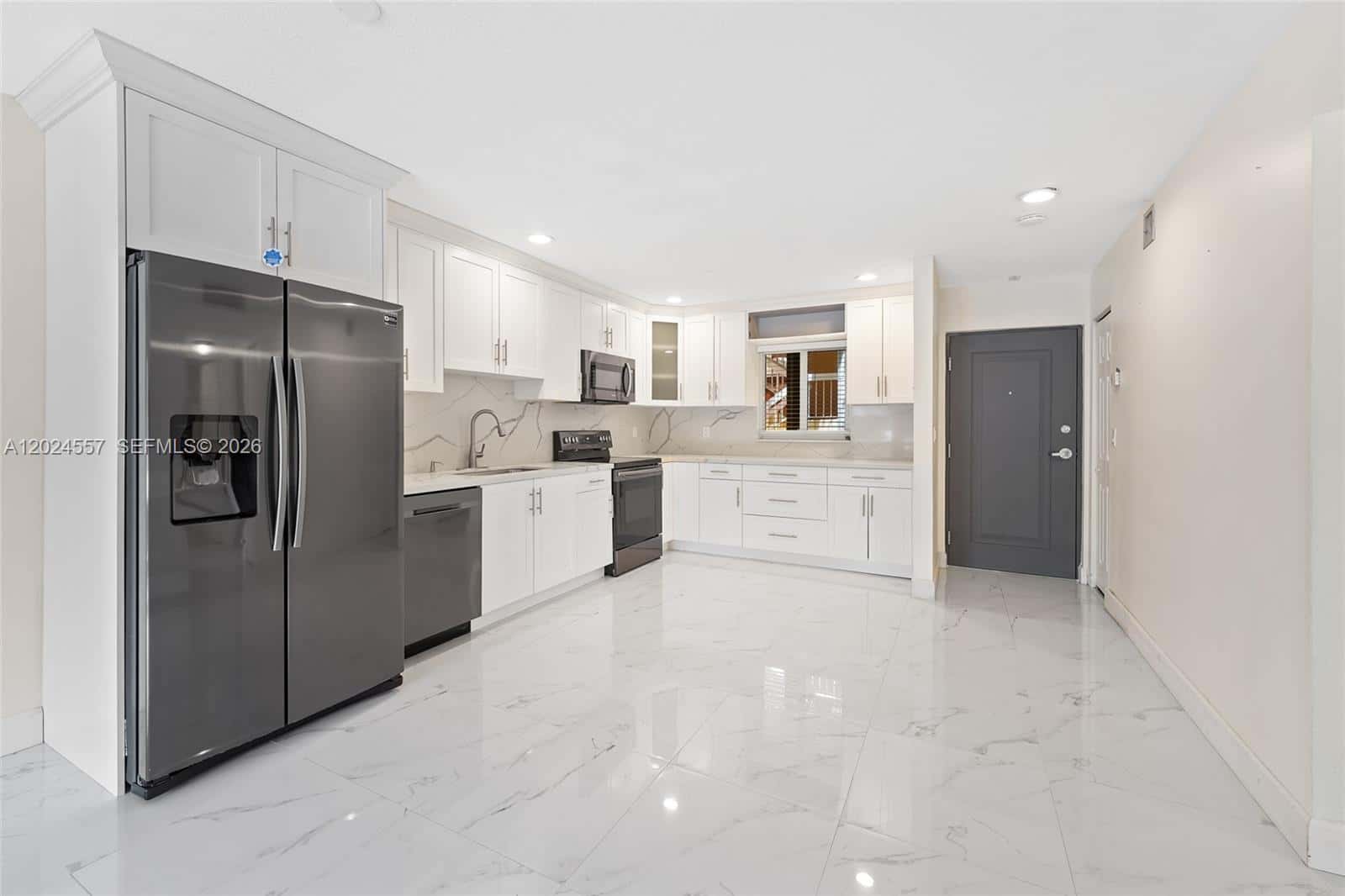 7920 Camino Real # 109, Miami FL 33143