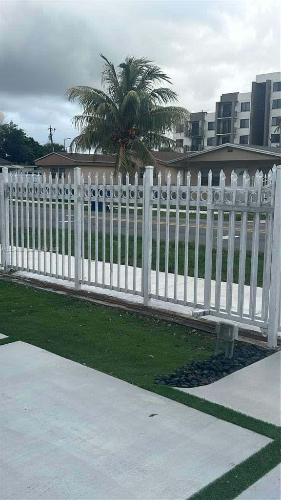2335 NW 171st Ter # 1, Miami Gardens FL 33056