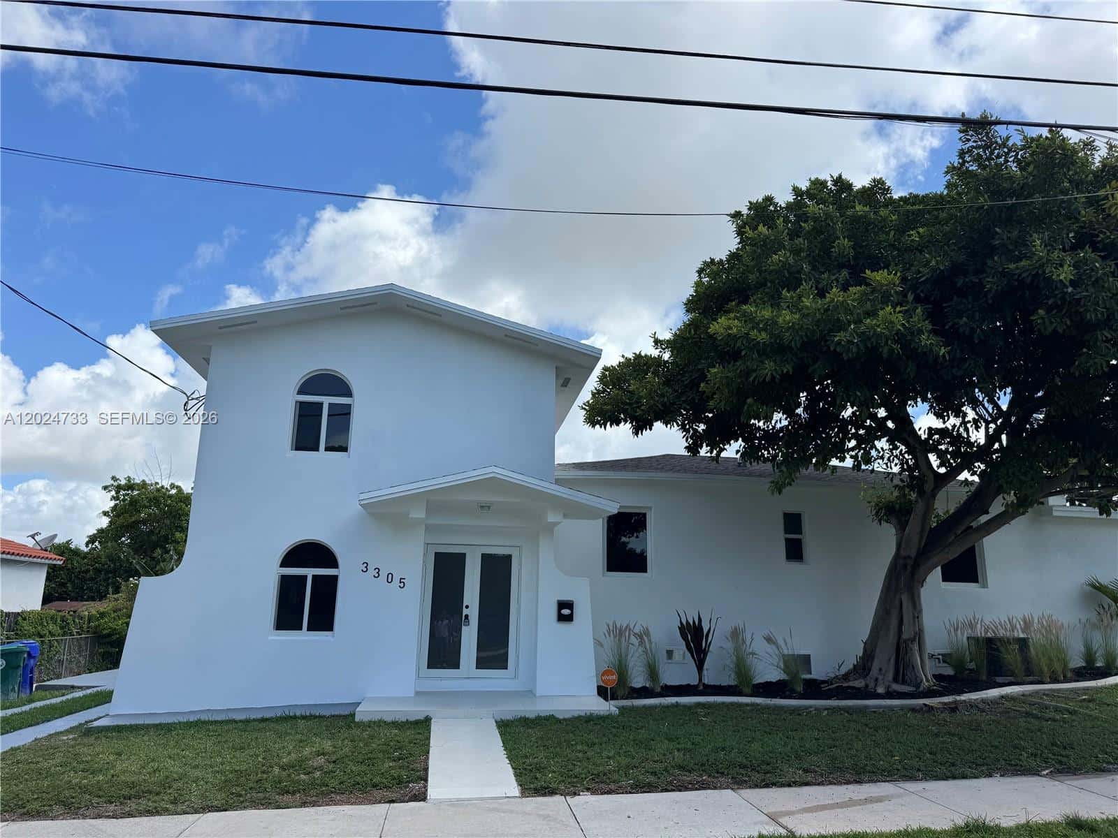 3305 SW 28st # 3305, Miami FL 33133