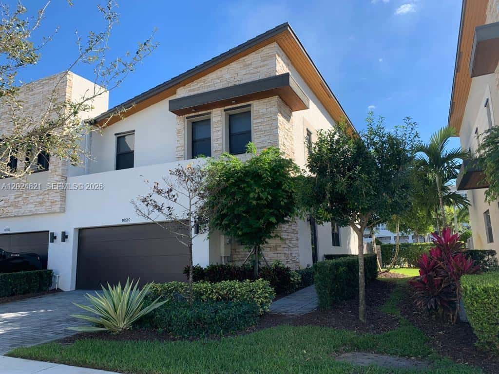 10510 NW 78th Ter # 10510, Doral FL 33178