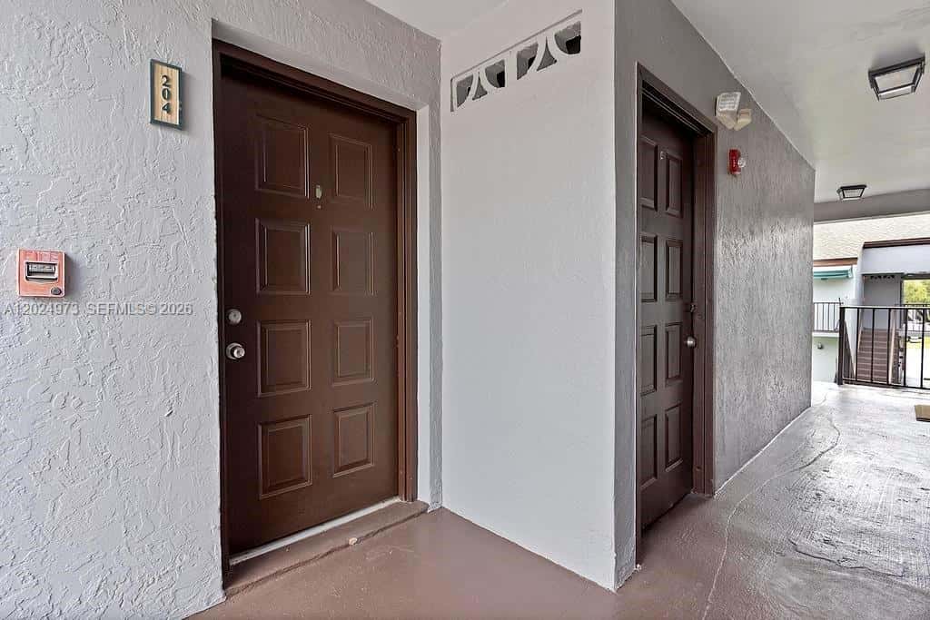 7403 SW 152nd Ave # 2, Miami FL 33193