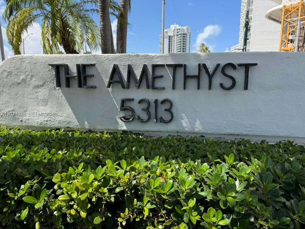 5313 Collins Ave # 1109, Miami Beach FL 33140