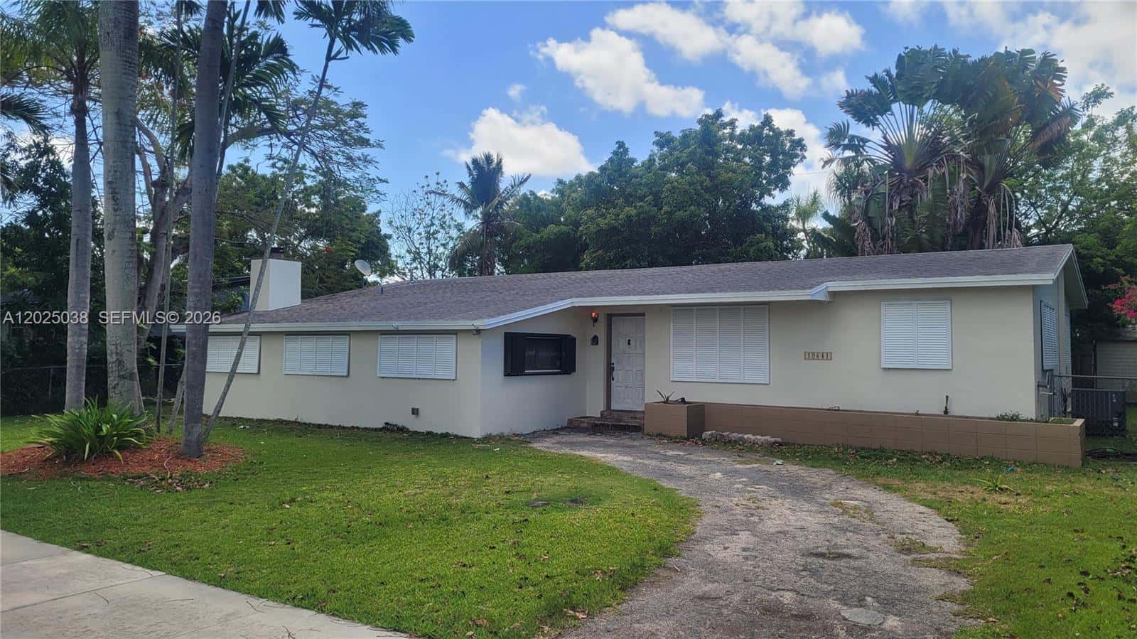 19641 Belview Dr, Cutler Bay FL 33157