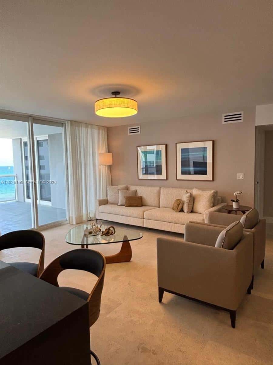 6301 Collins Ave # 908, Miami Beach FL 33141