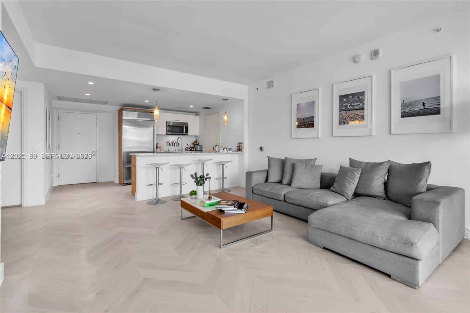 1300 Brickell Bay Dr # 3408, Miami FL 33131