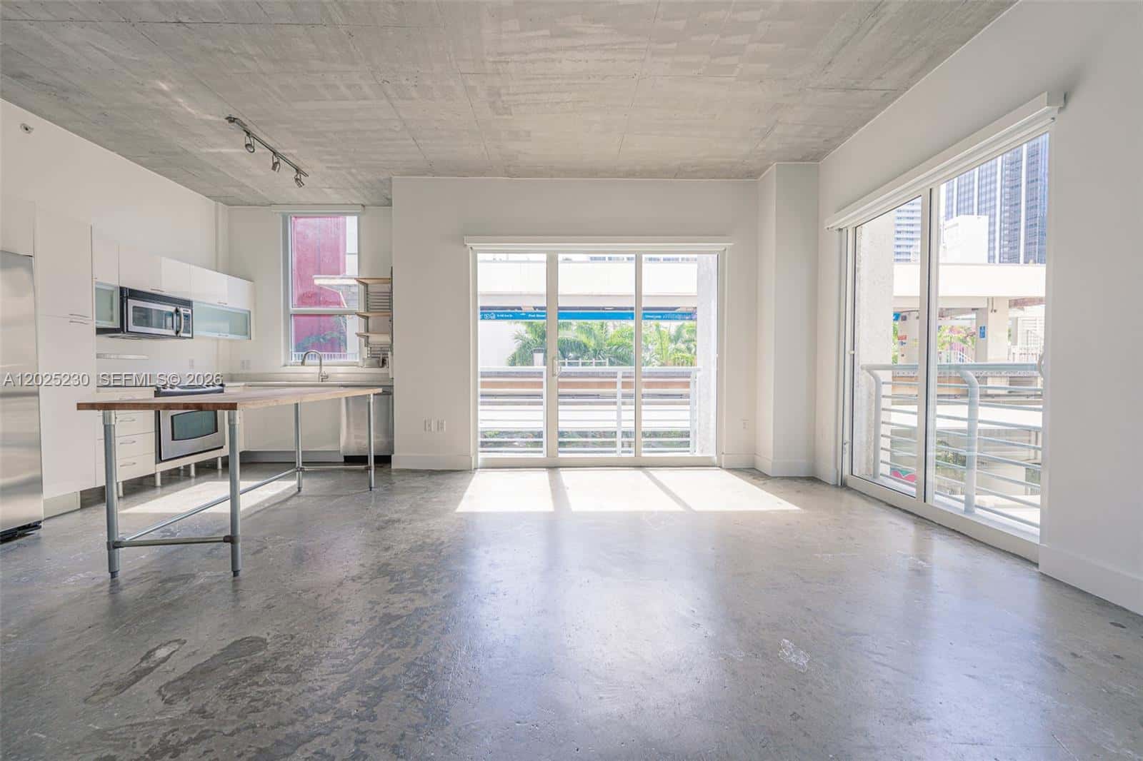 133 NE 2nd Ave # 312, Miami FL 33132