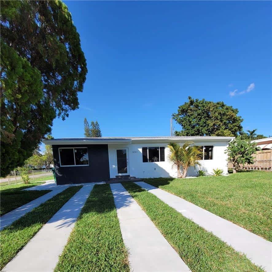 6041 SW 17th Street, Miami FL 33155