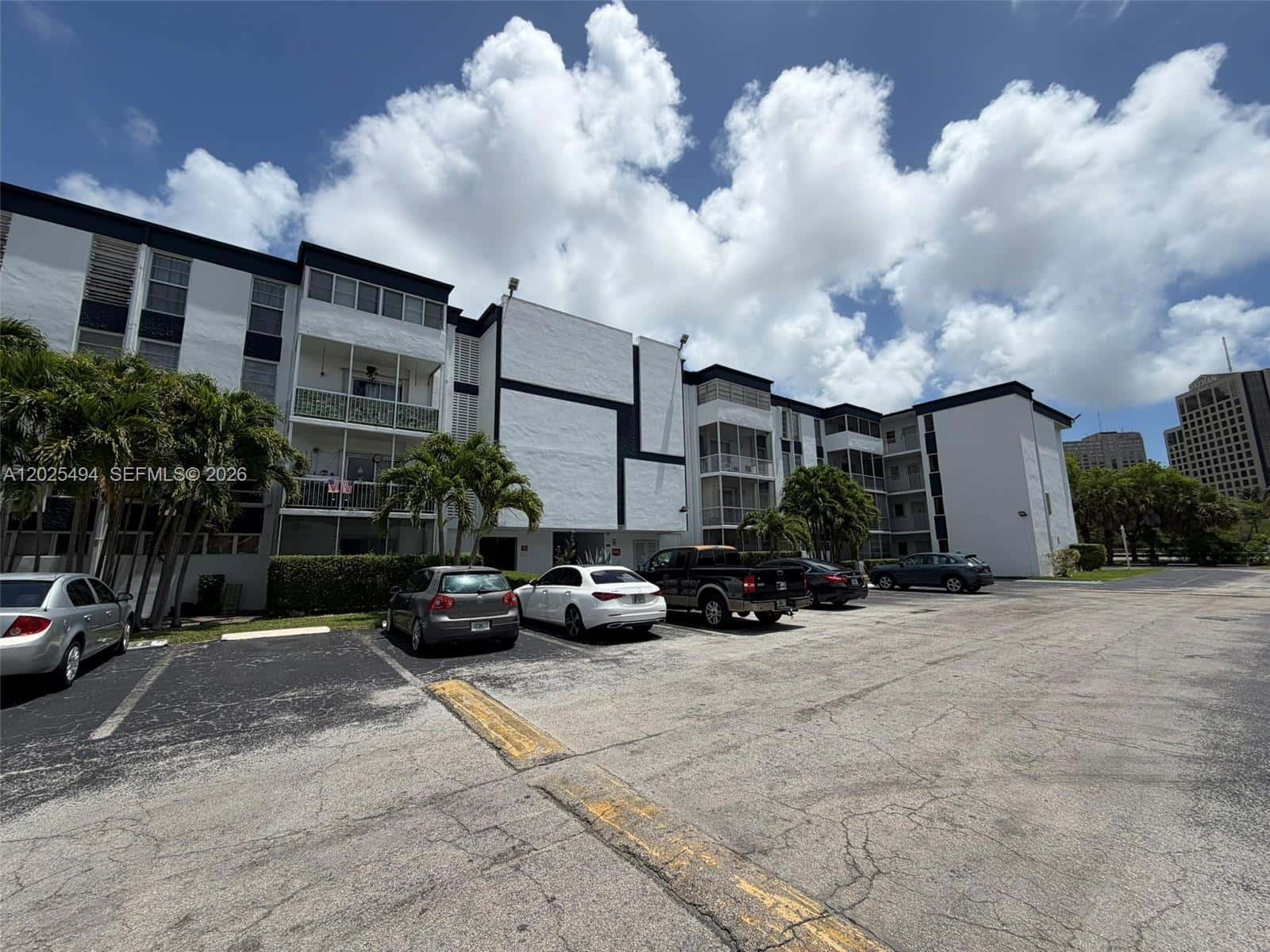 9159 SW 77th Ave # 112, Miami FL 33156