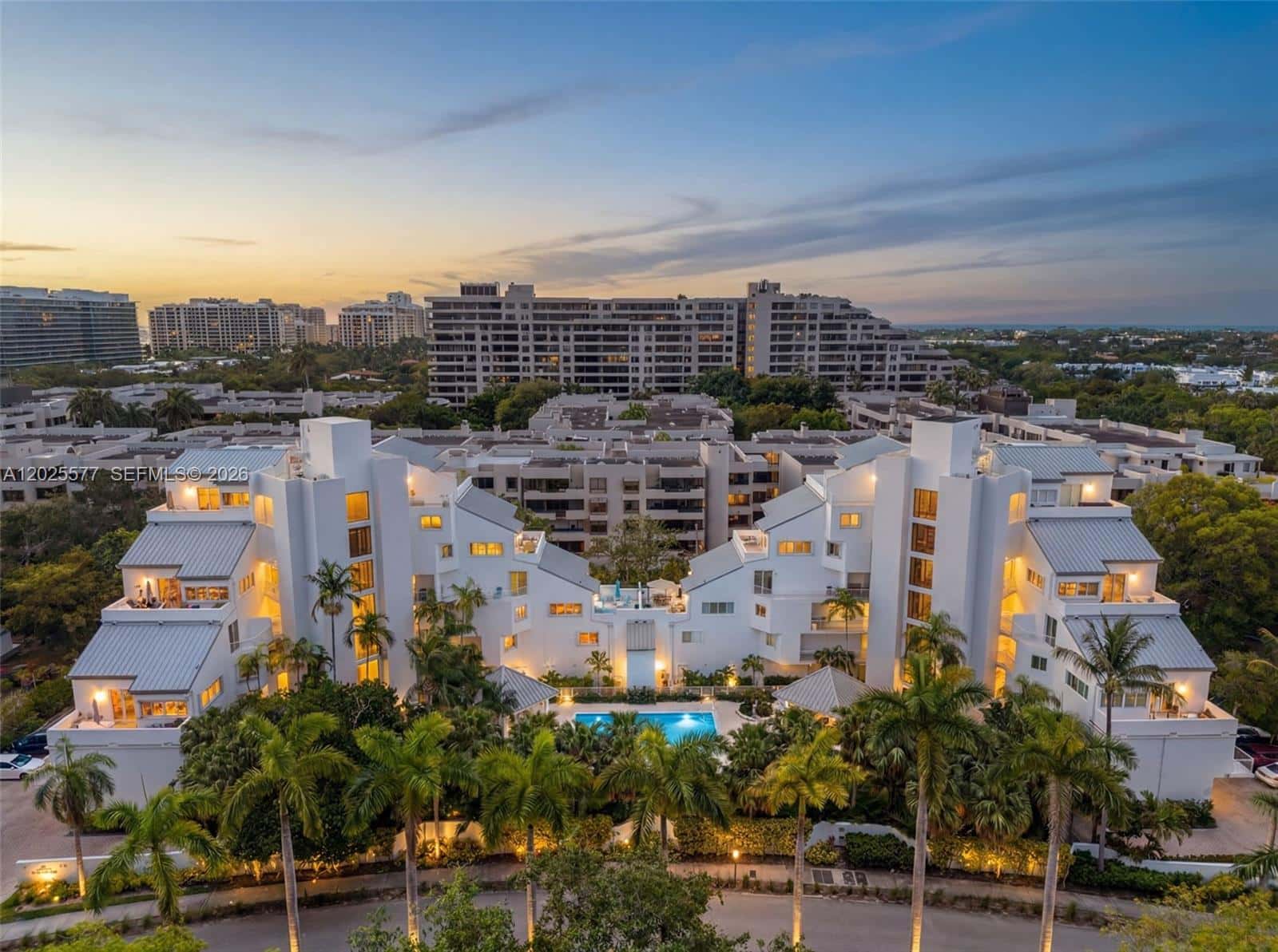 50 Ocean Lane Dr, Key Biscayne FL 33149