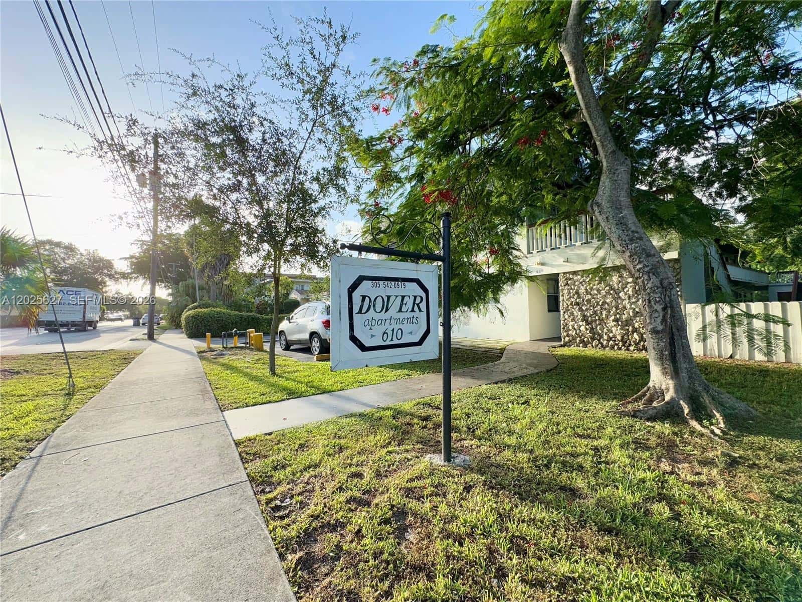 610 NE 123rd St # 203, North Miami FL 33161