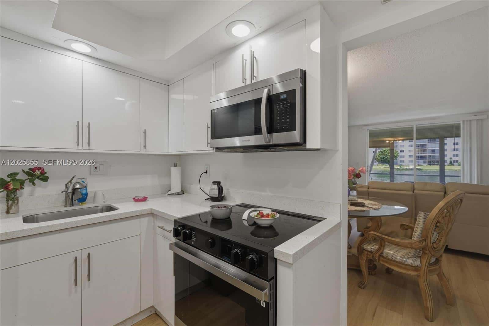 2855 Leonard Dr # H106, Aventura FL 33160