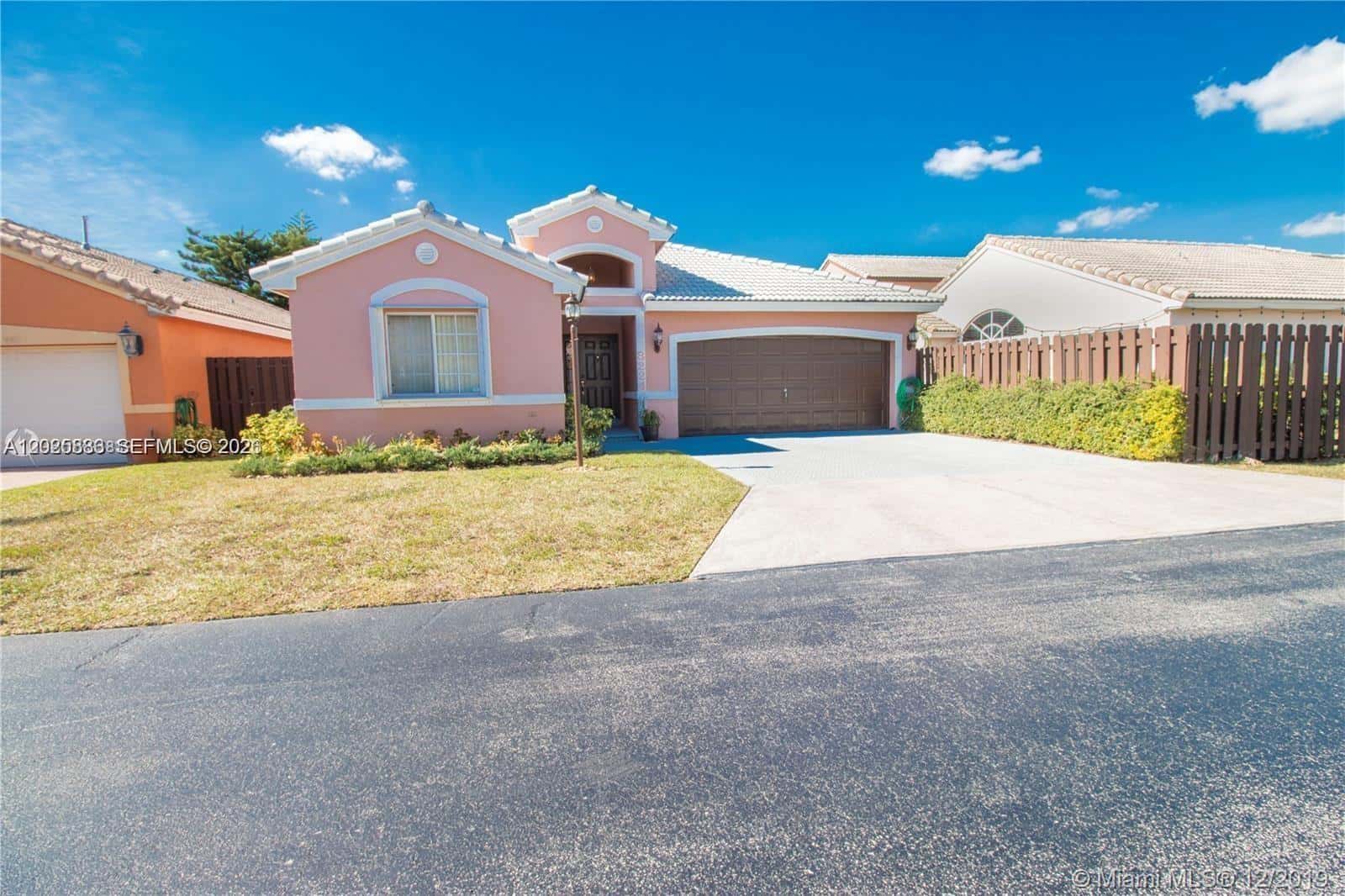 8224 SW 157th Ct, Miami FL 33193