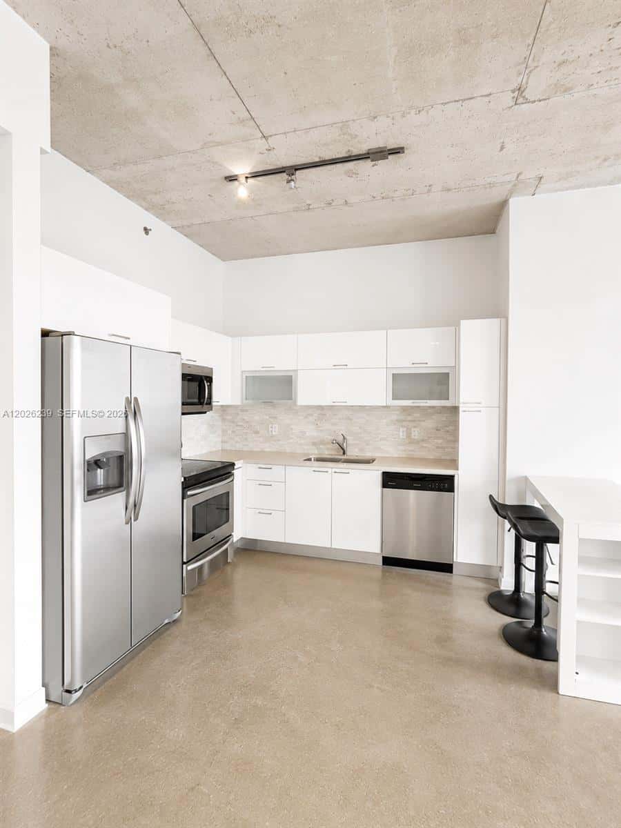 133 NE 2nd Ave # 2311, Miami FL 33132