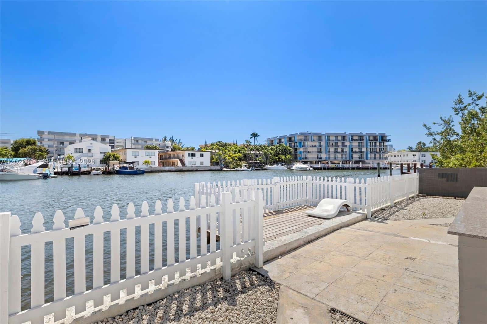 8135 Crespi Blvd # 4, Miami Beach FL 33141