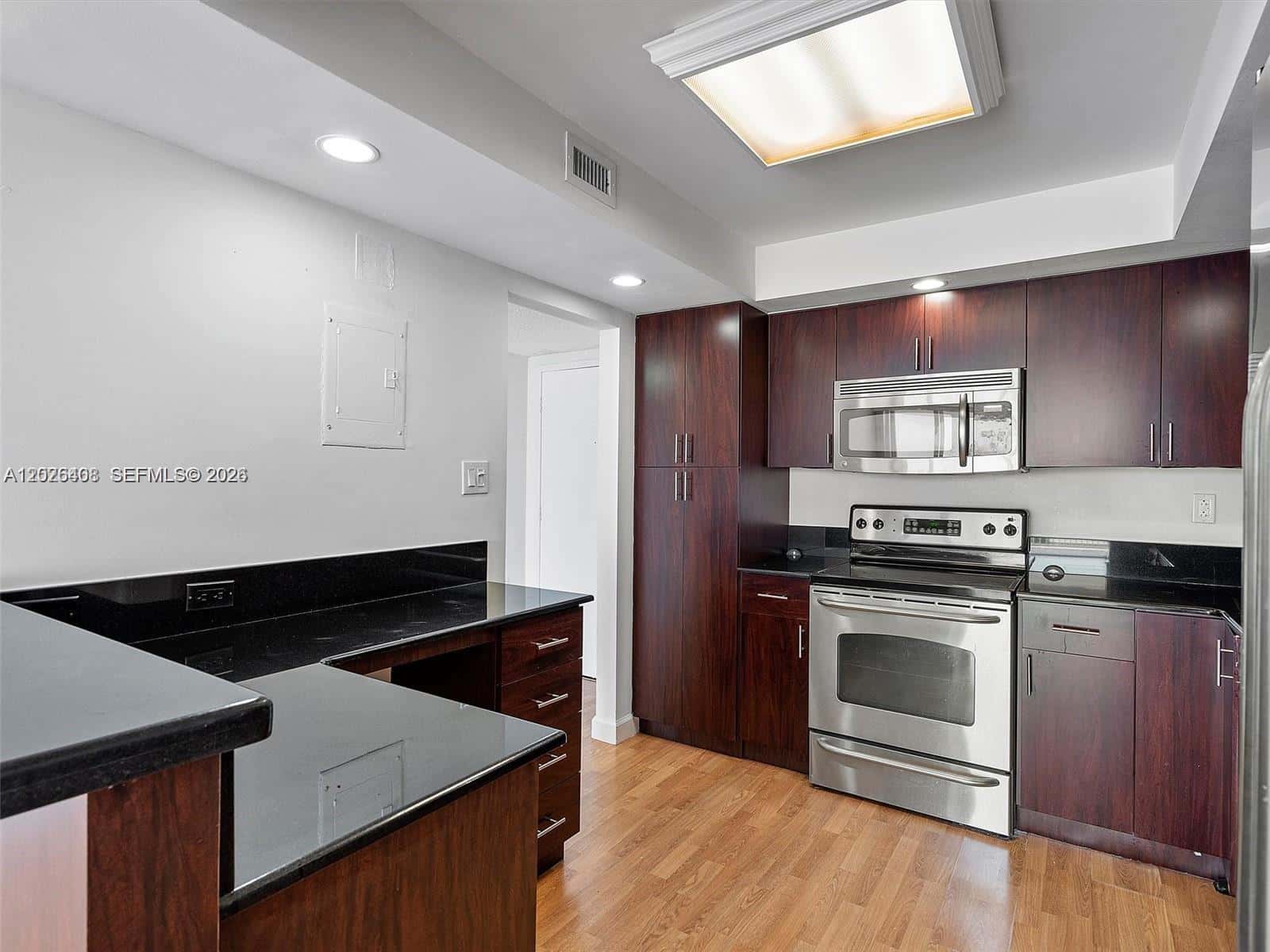 18021 Biscayne Blvd # 603, Aventura FL 33160