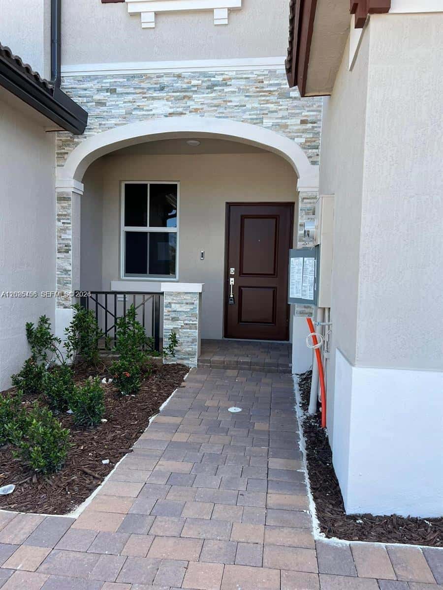 12663 NW 24th Ave, Miami FL 33167