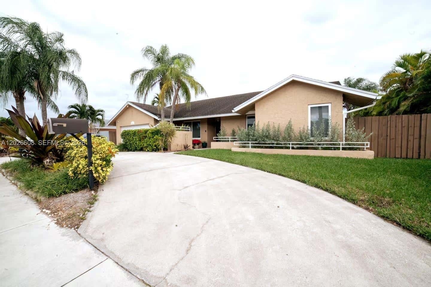 11931 SW 132nd Ave, Miami FL 33186
