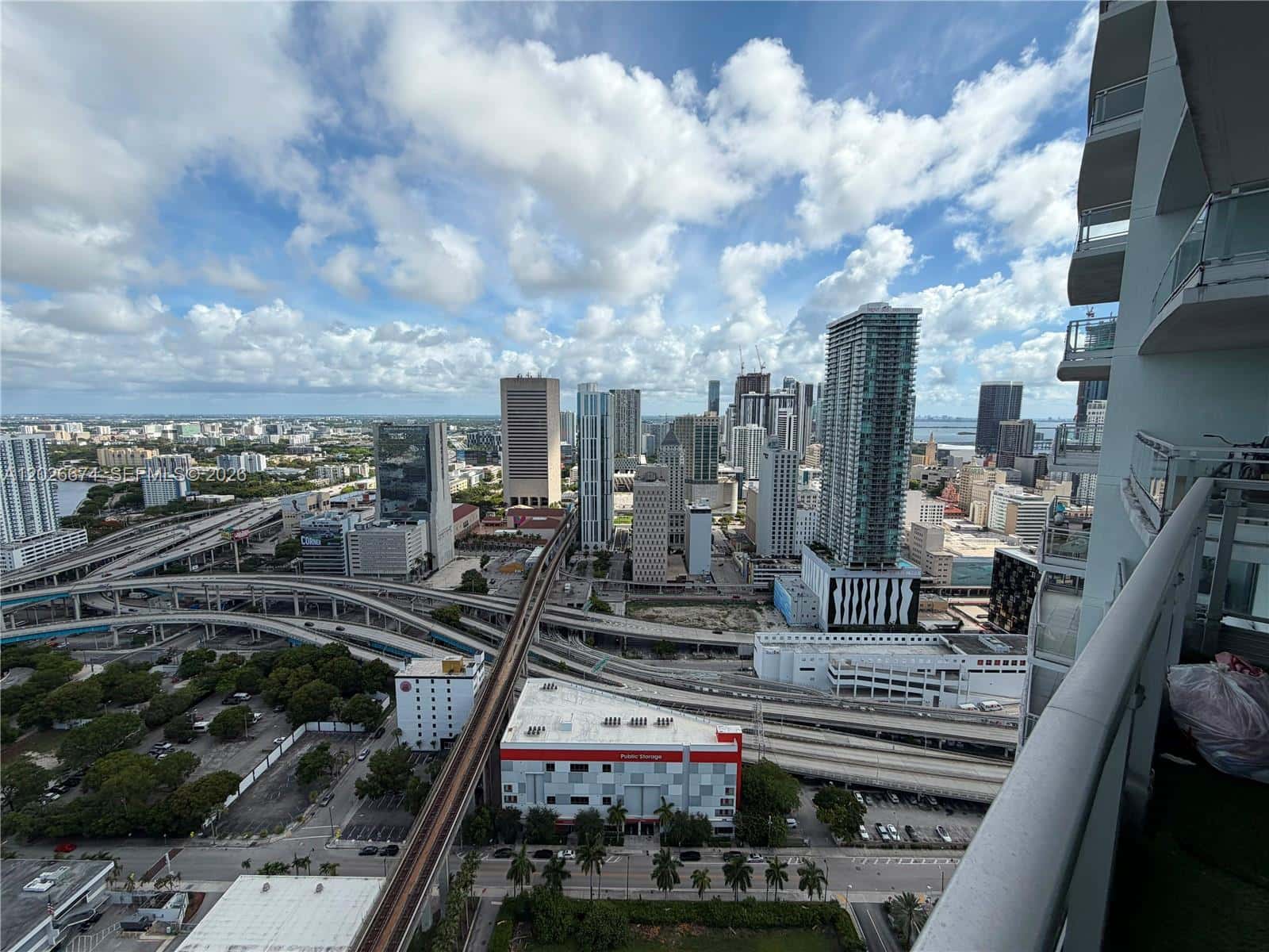 90 SW 3rd St # 4006, Miami FL 33130